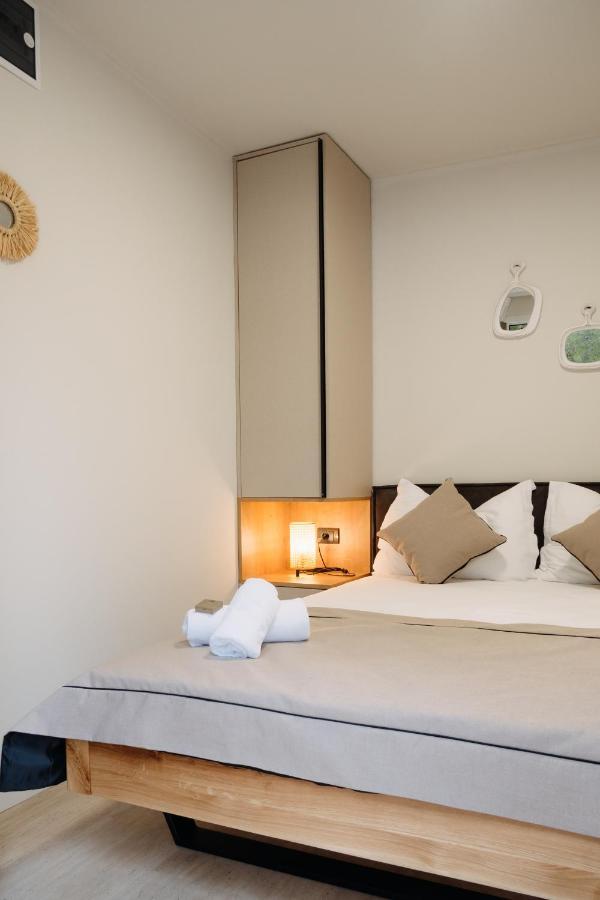 Maris Villas Zaboric Buitenkant foto