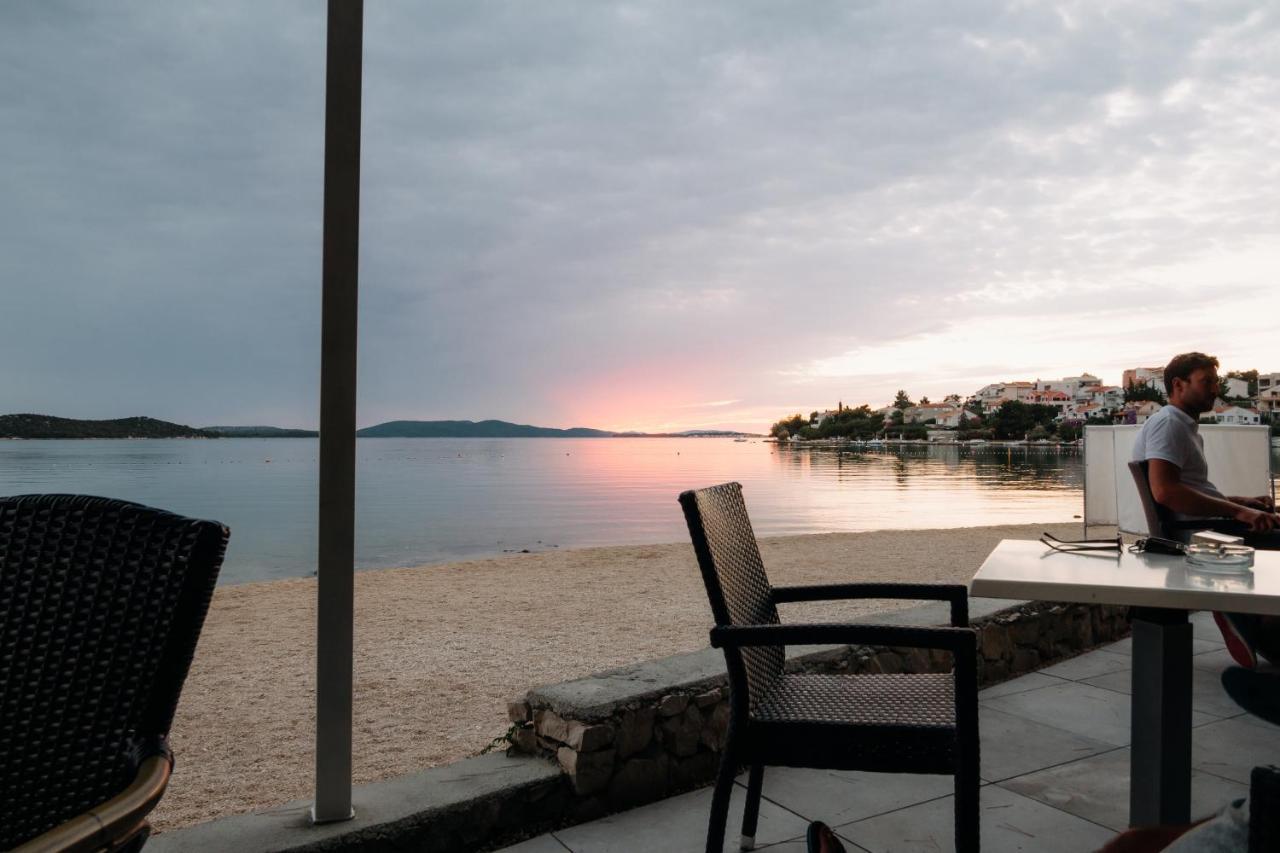 Maris Villas Zaboric Buitenkant foto