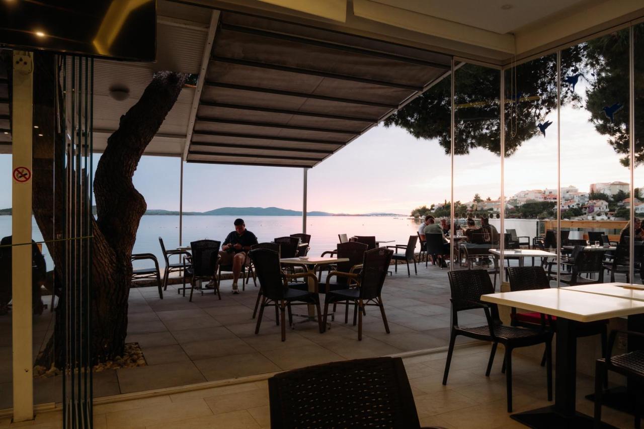 Maris Villas Zaboric Buitenkant foto